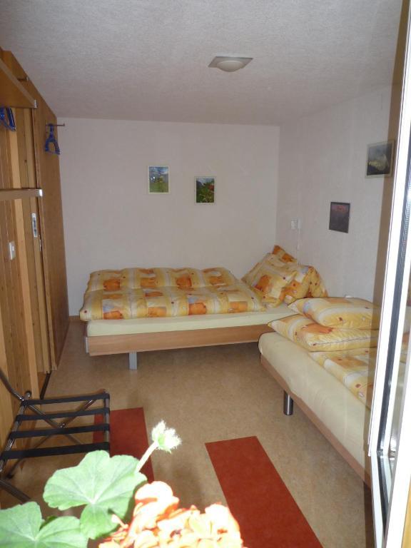 Esthers Guesthouse Gimmelwald Zimmer foto